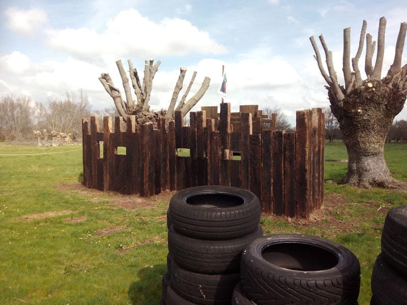 Gran Paintball Madrid muestra su nuevo escenario desde un obstáculo